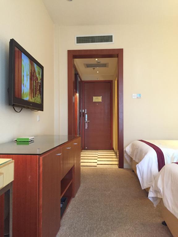 Alton Hotel Wuhu Chambre photo