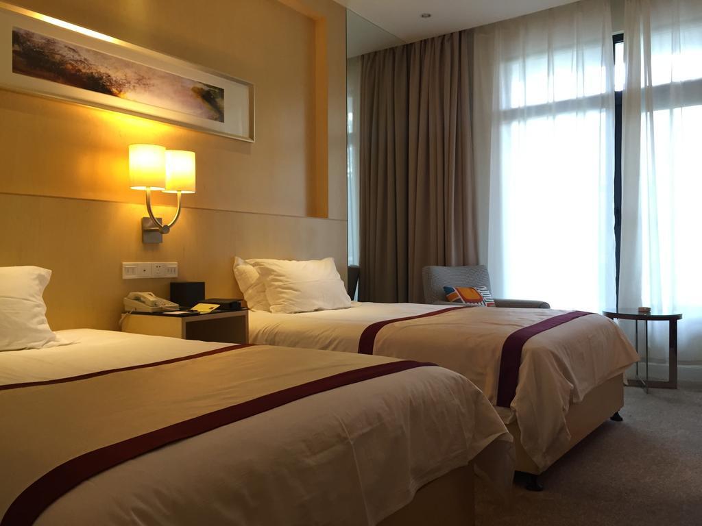 Alton Hotel Wuhu Chambre photo